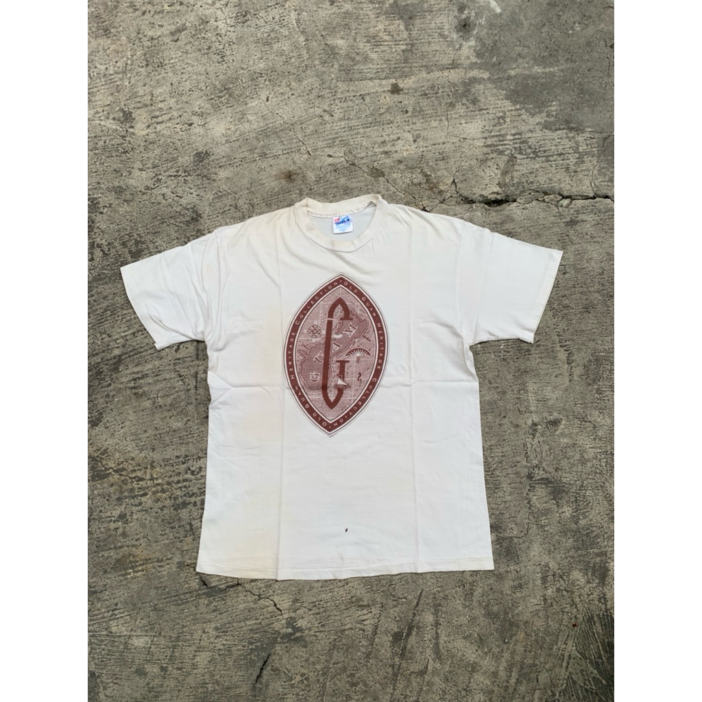 Vintage 90's Hanes Guam T-shirt