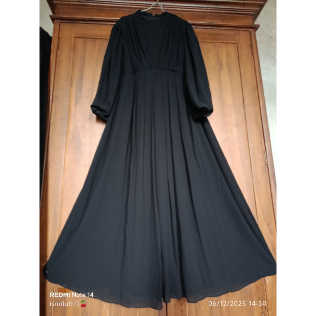 gamis hitam bahan ceruty armani ld 120 pb 135
