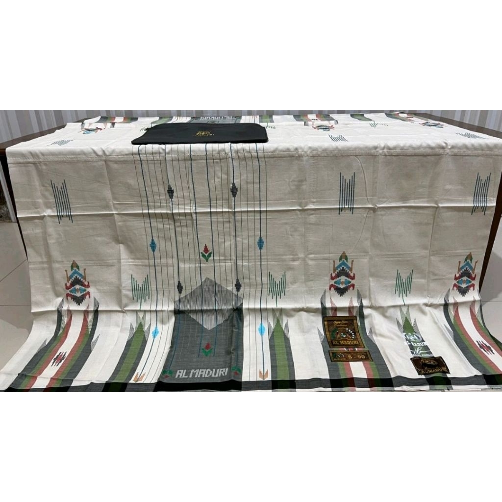 sarung Al Maduri SGT Sutra 210