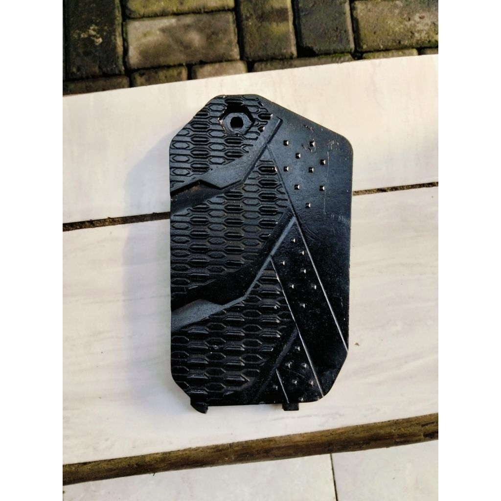 tutup aki cover batre vario 125 150 led K59 TH 2015-2017