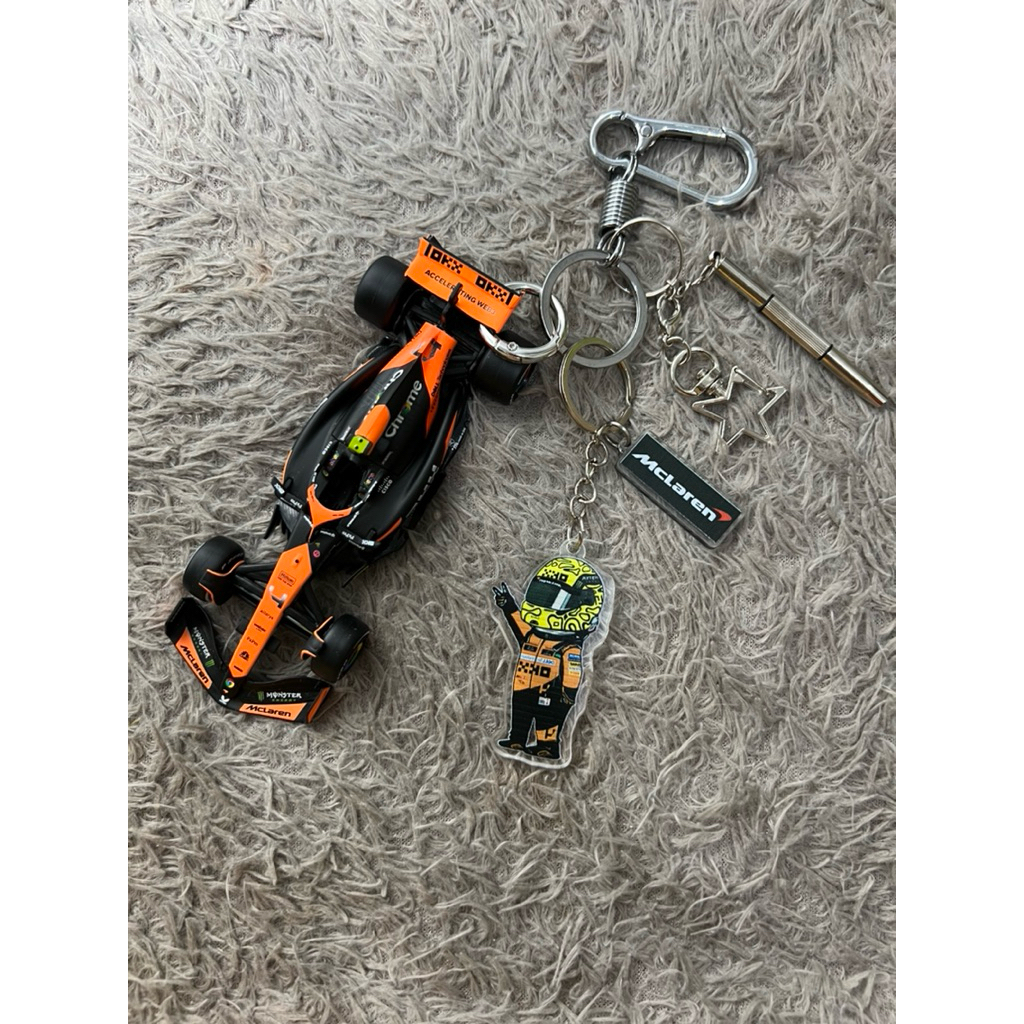 Keychain Hotwheels F1 1:64 & Bag Charm Bburago 1:43 Ferrari, Mercedes, McLaren, Redbull, Williams,