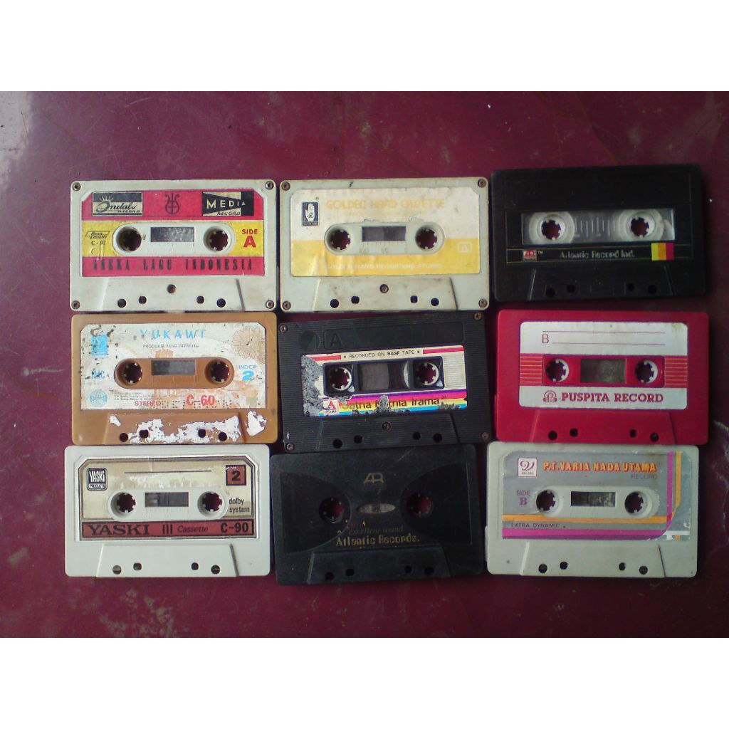 Kaset Pita buat display atau di play juga masih bisa casing warna