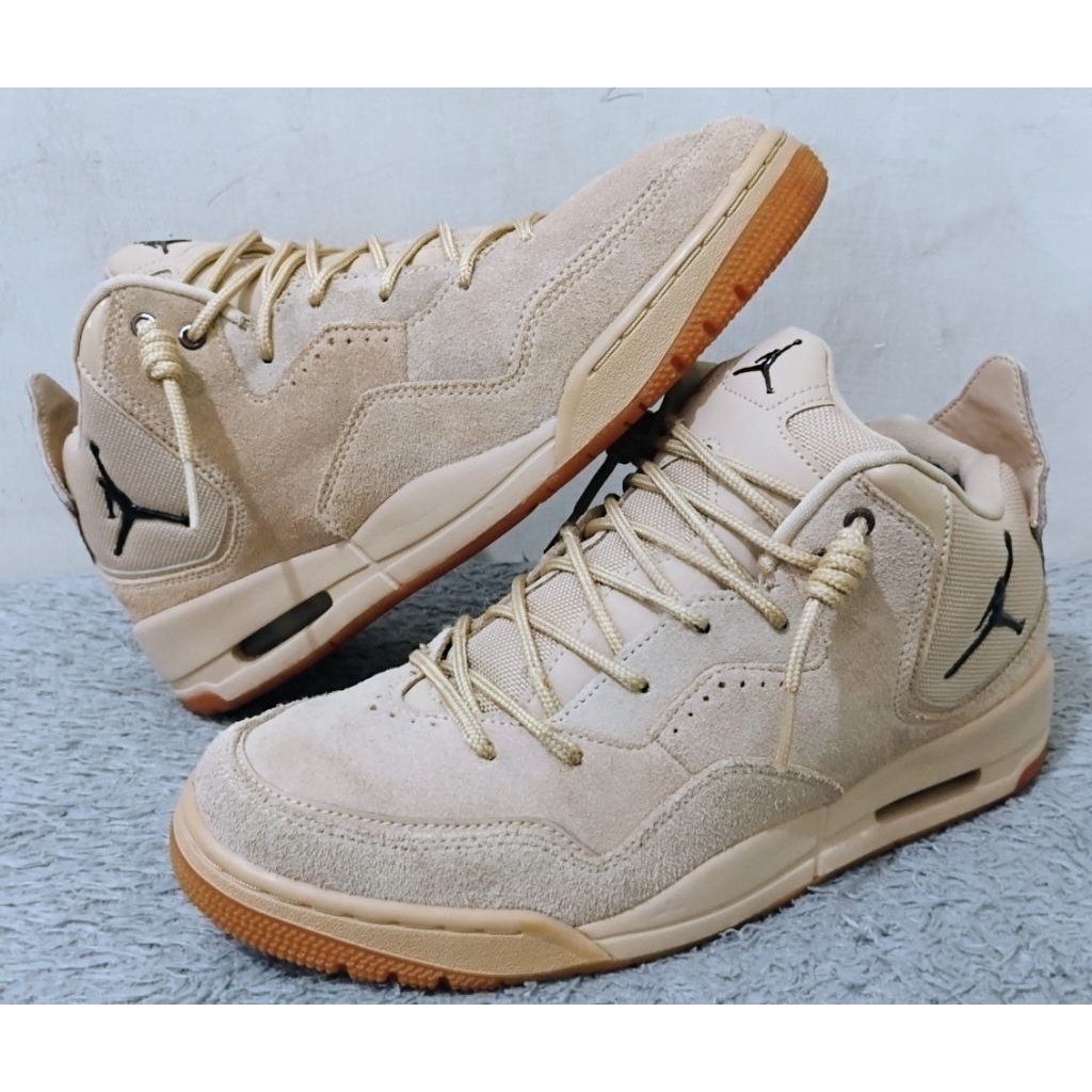 NIKE Jordan Courtside 23 (42)