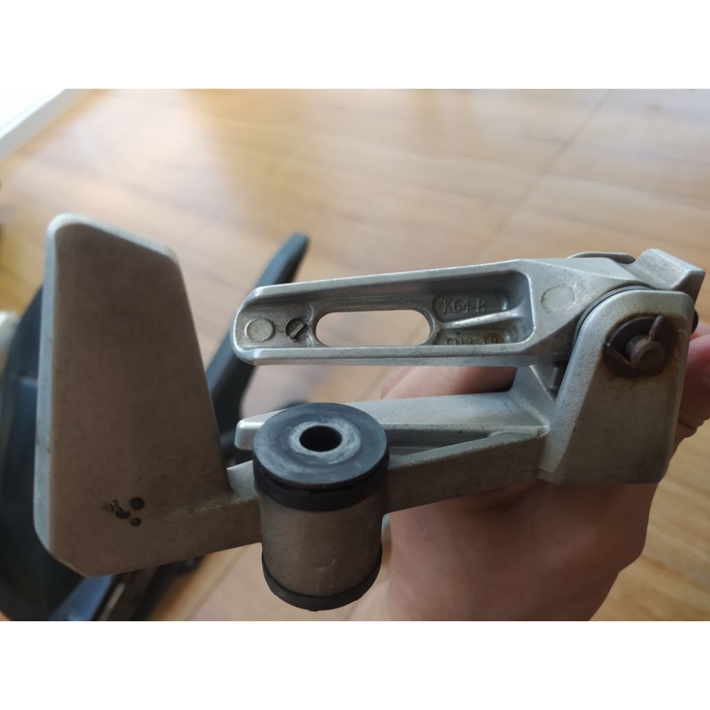 Footstep Belakang CBR250RR Pijakan Kaki