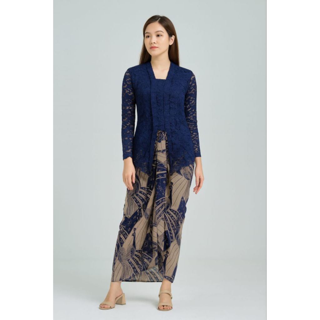 Rok lilit batik paris ada gesper