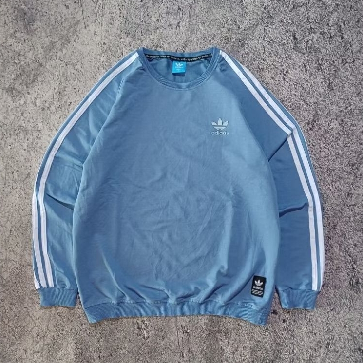 Adidas 3 stripe trefoil logo crewneck