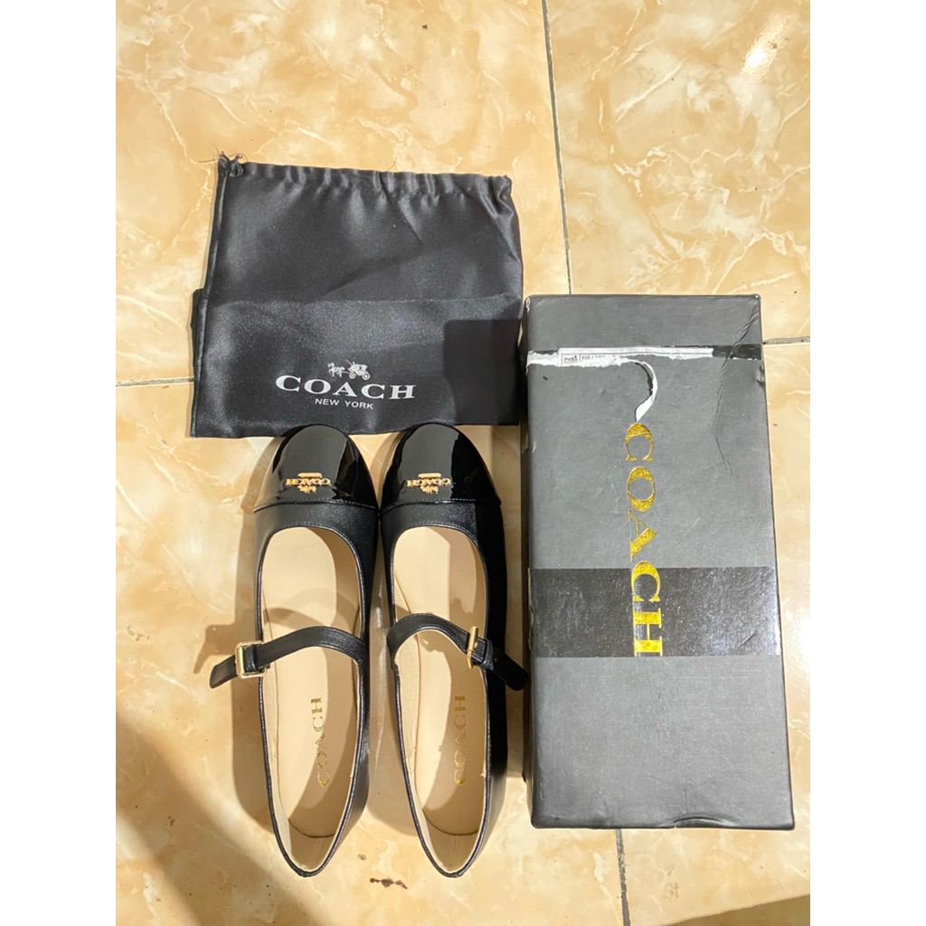 Sepatu Flat Shoes COACH balerina size 41 hitam