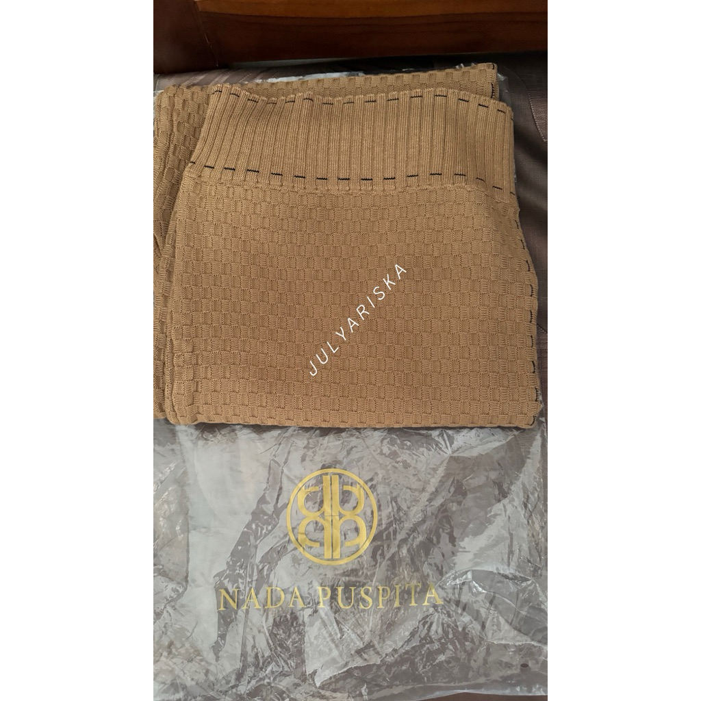 READY MALIKA PANTS KNIT - NADA PUSPITA