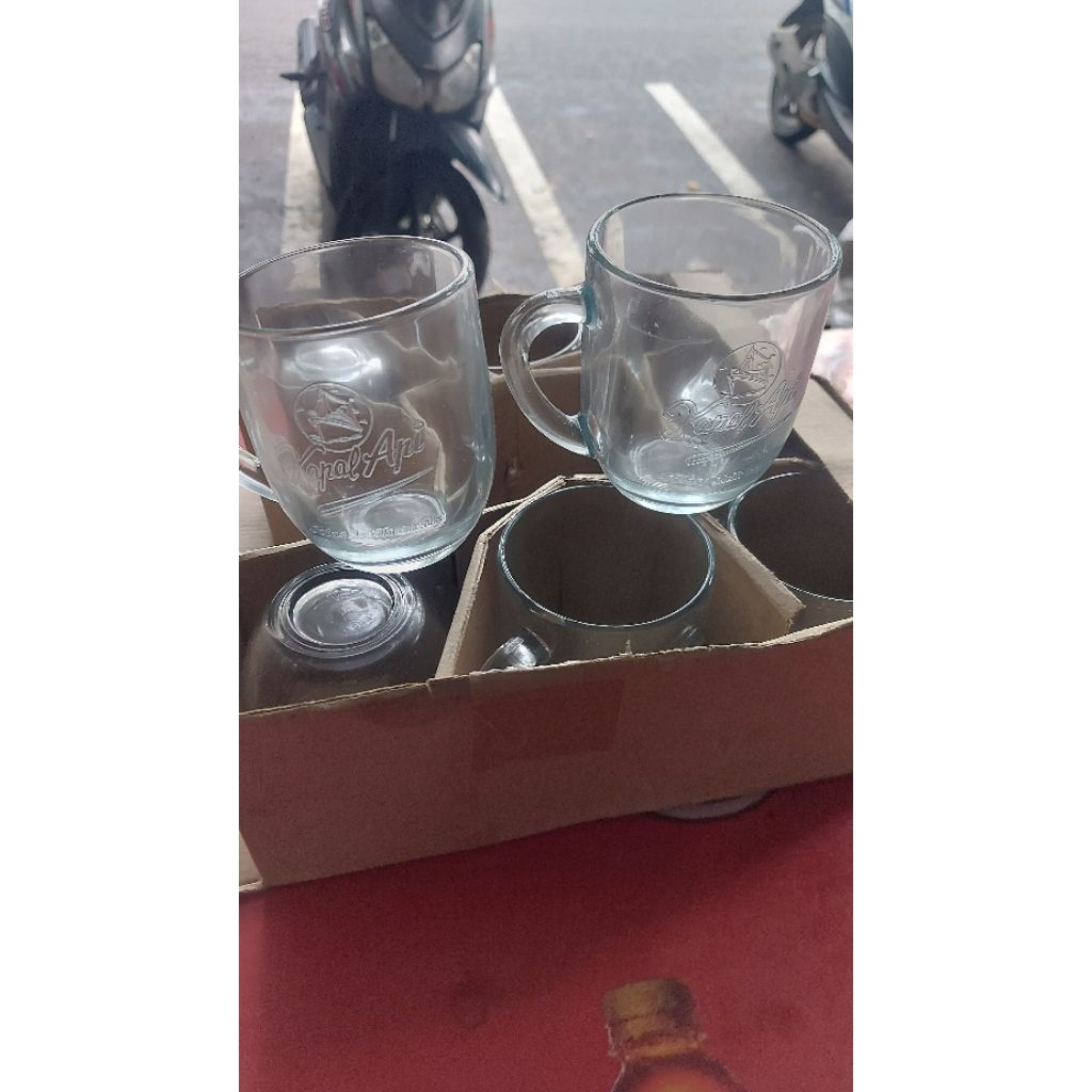 Gelas kaca kopi kapal api isi 9pcs