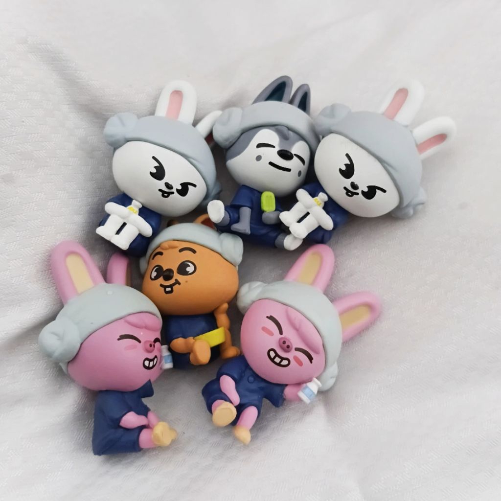 SKZOO Gacha Mini Figure Sauna (Preloved)