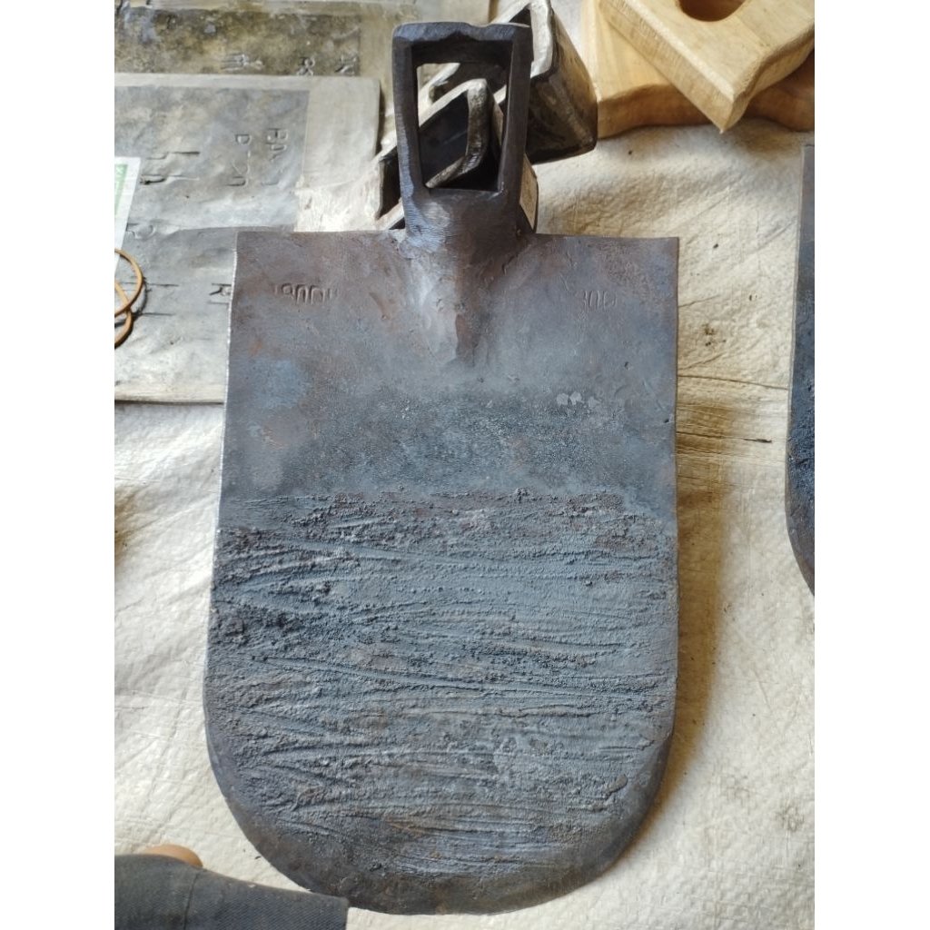 cangkul anti lengket, pacul anti lengket , cangkul siap pakai , pacul siap pakai , cangkul terek , c