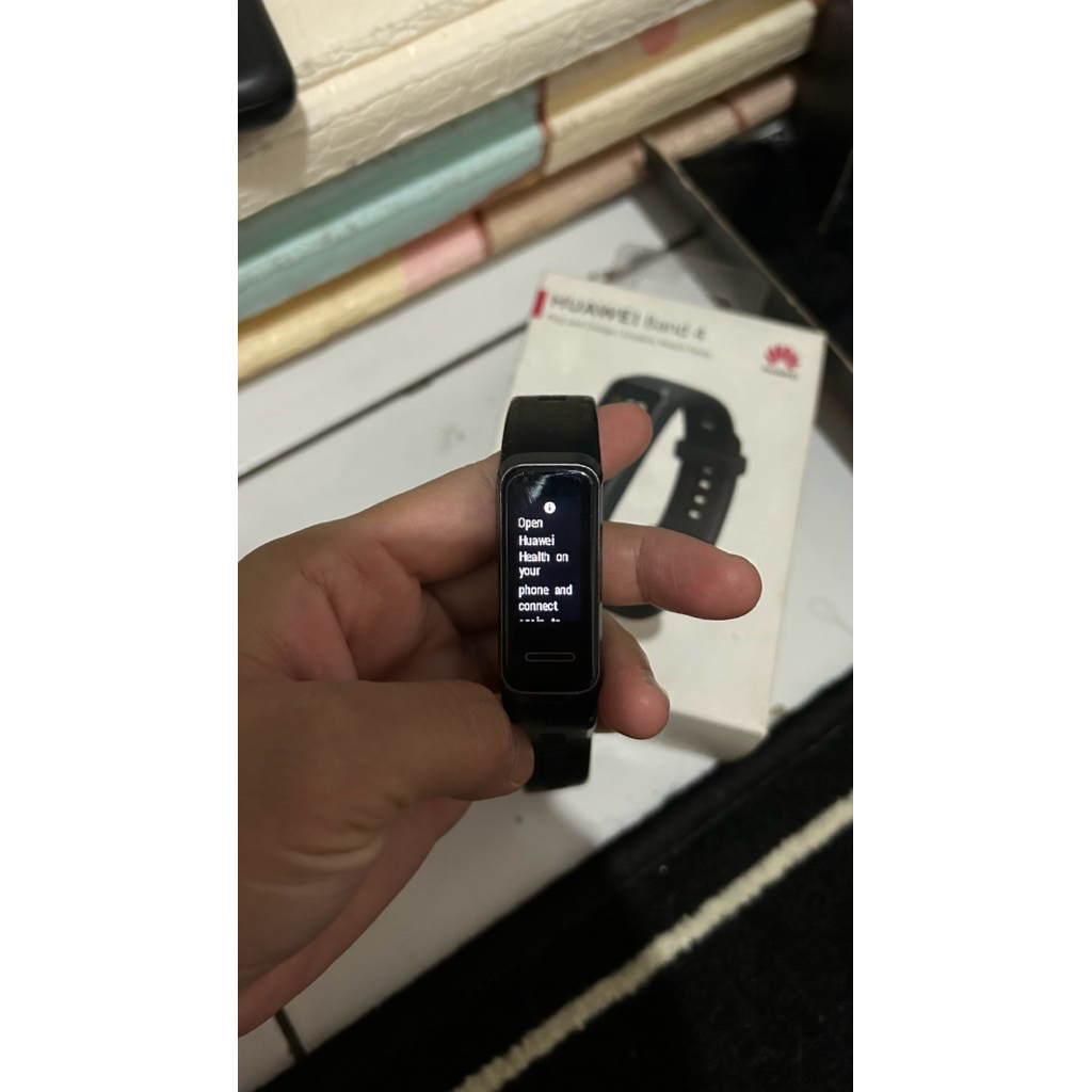 PRELOVED HUAWEI BAND 4