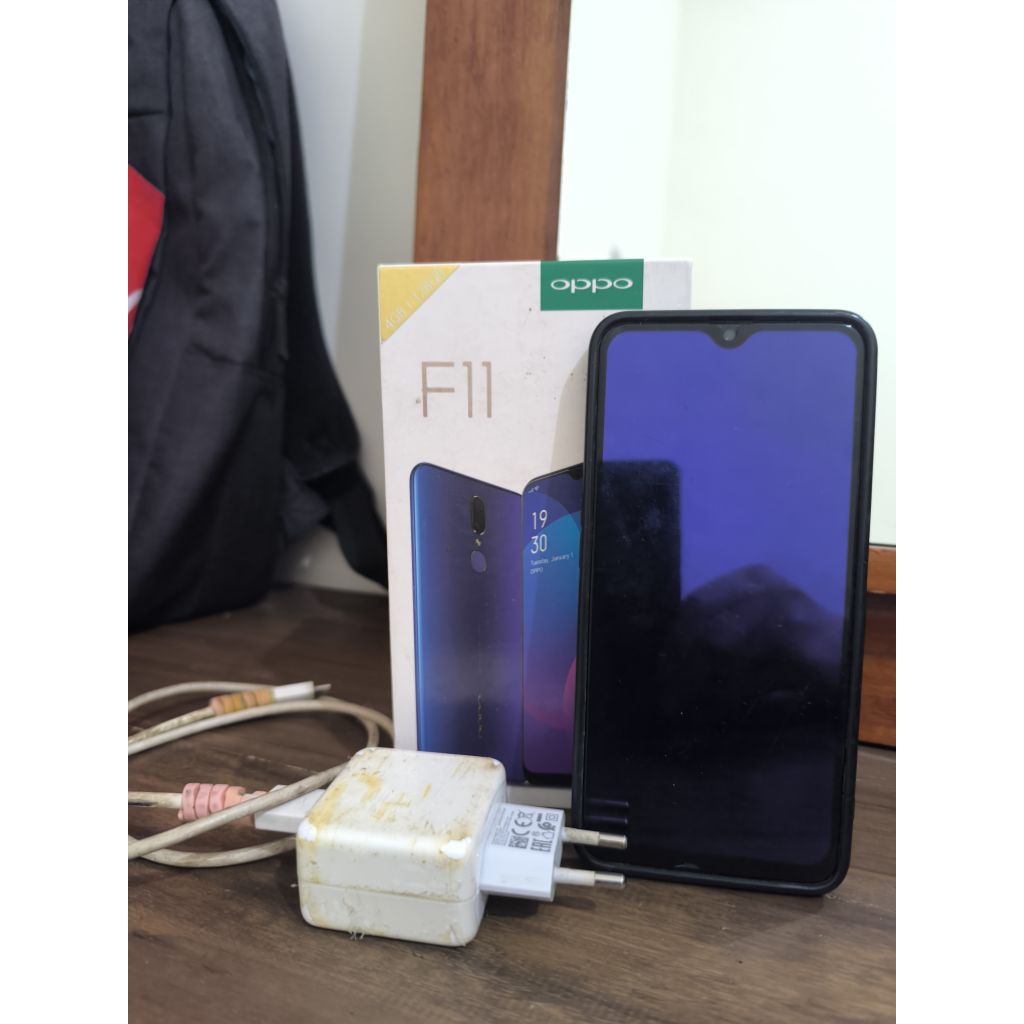 OPPO F11 RAM 4GB/ STORAGE 128GB Second Original Lengkap Free SD CARD Second V-Gen 8GB