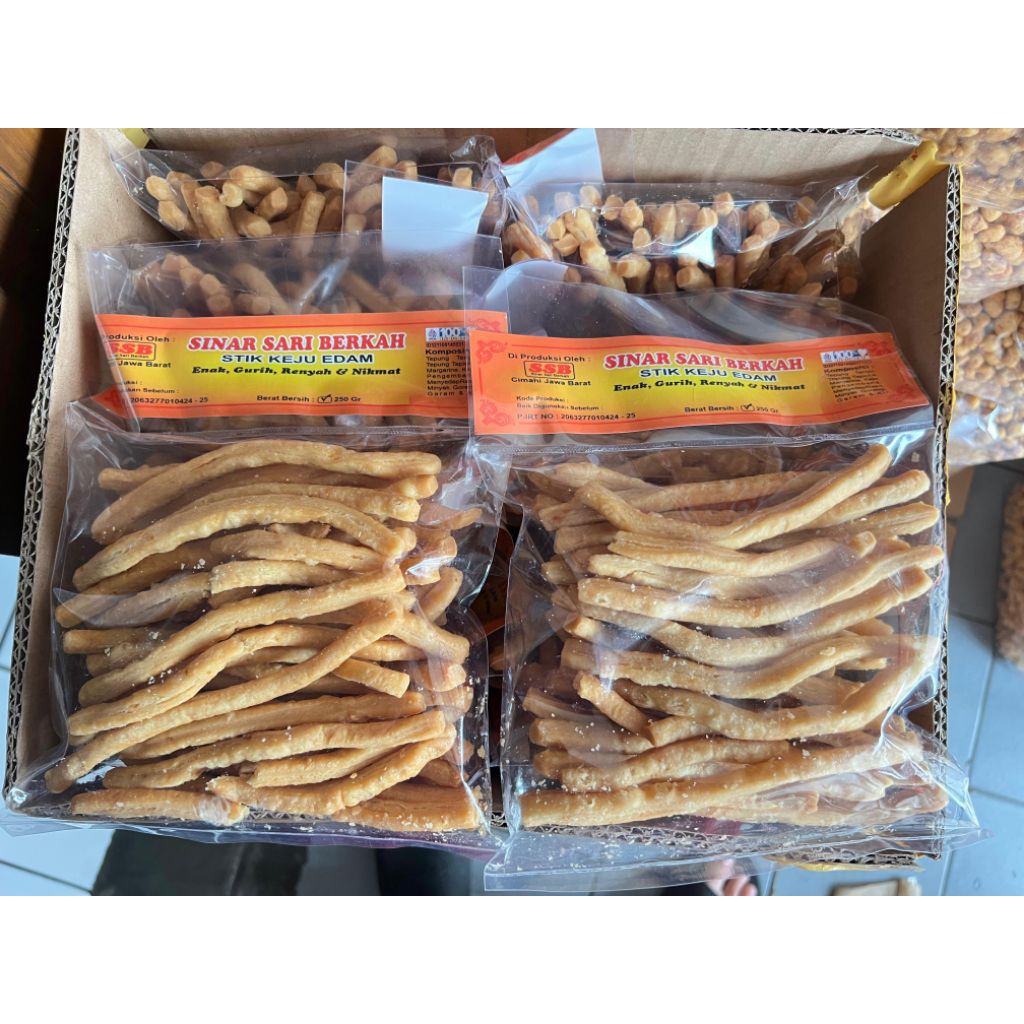 stik sistik keju edam