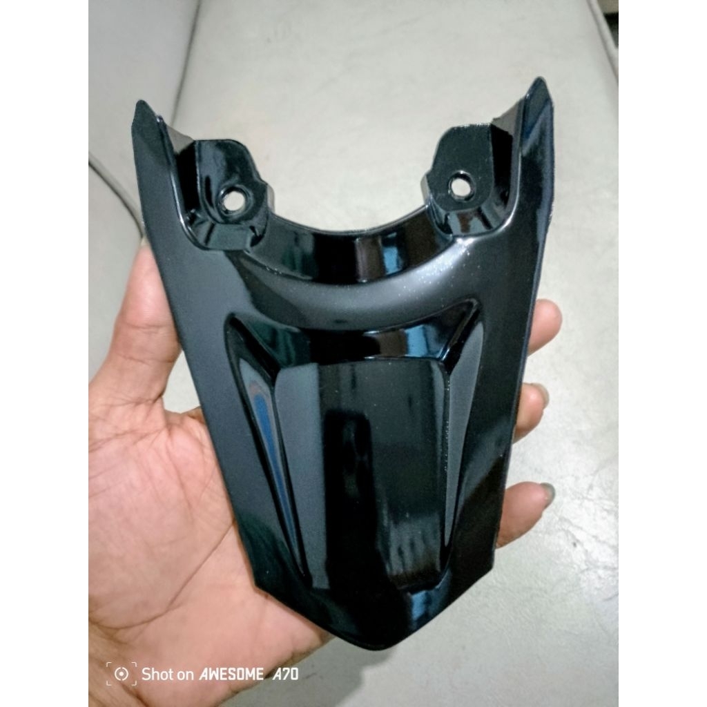 Pad sambungan body belakang vega zr warna hitam mengkilap