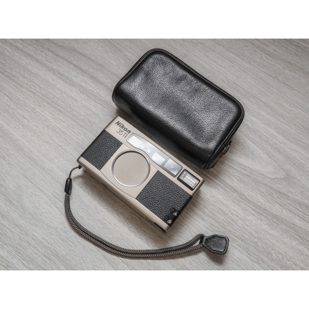 Nikon 35 Ti Point n Shoot 35mm Film Camera - Like New