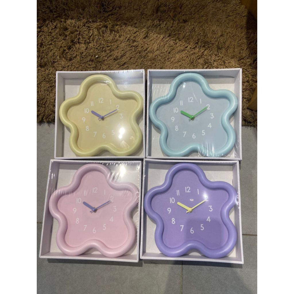 Informa 25cm  jam dinding ungu/jam lucu informa
