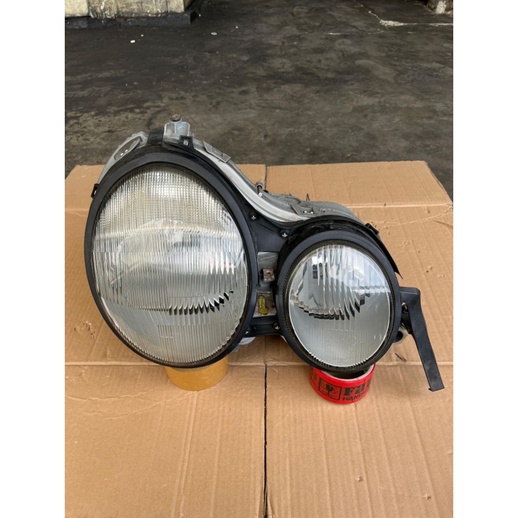 headlamp lampu depan mercedes benz w210 original