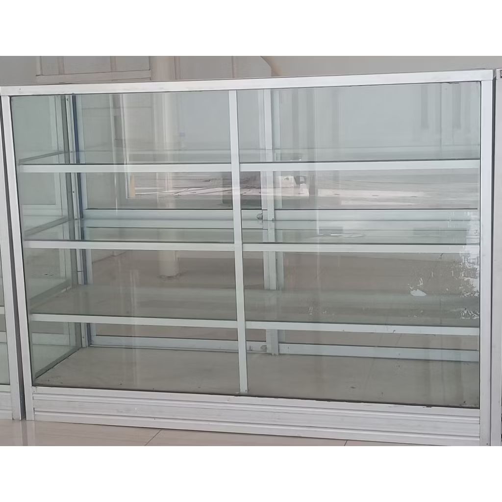 Etalase kaca bekas 1,5 meter