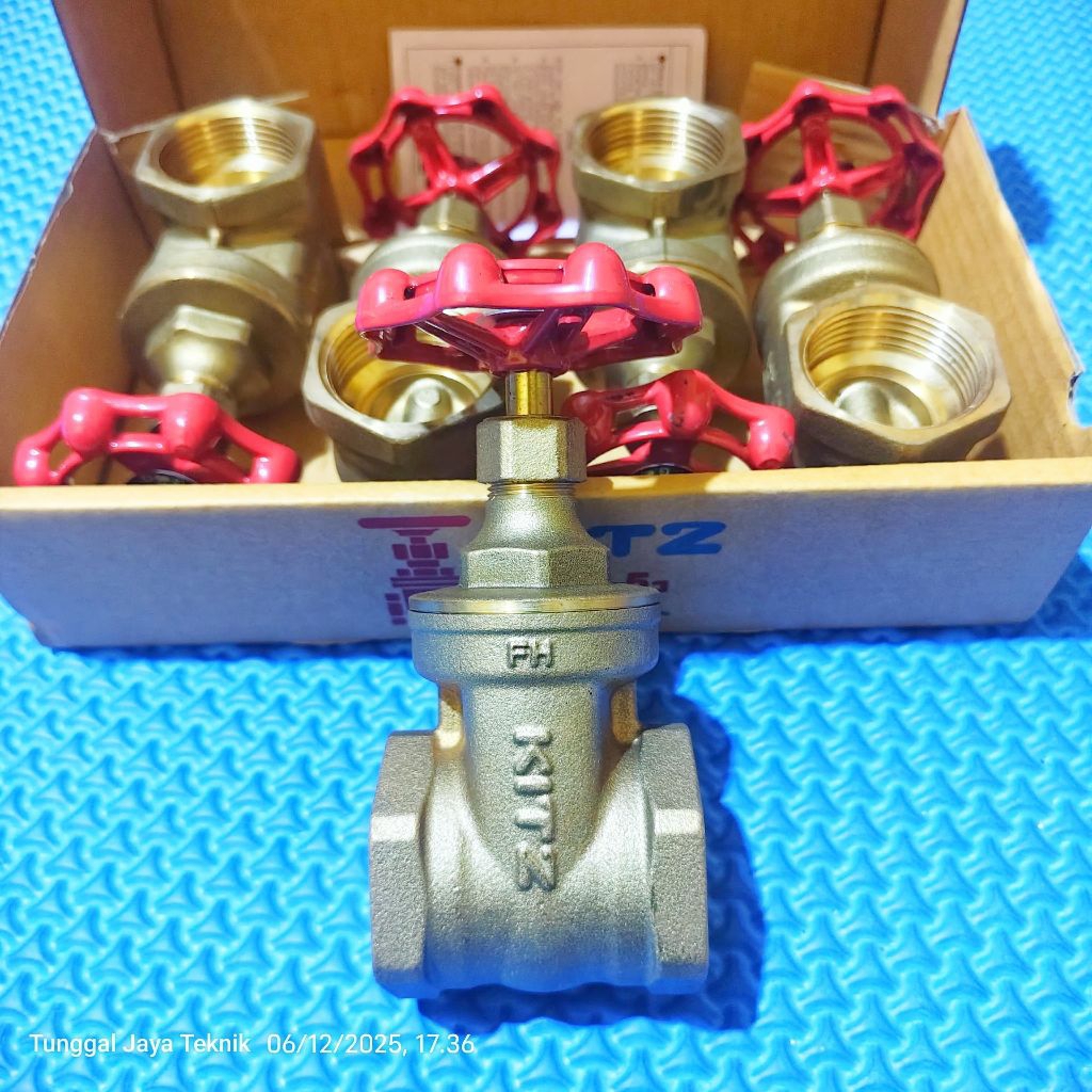 Gate valve kitz 11/2 inch brass screw original 100%
