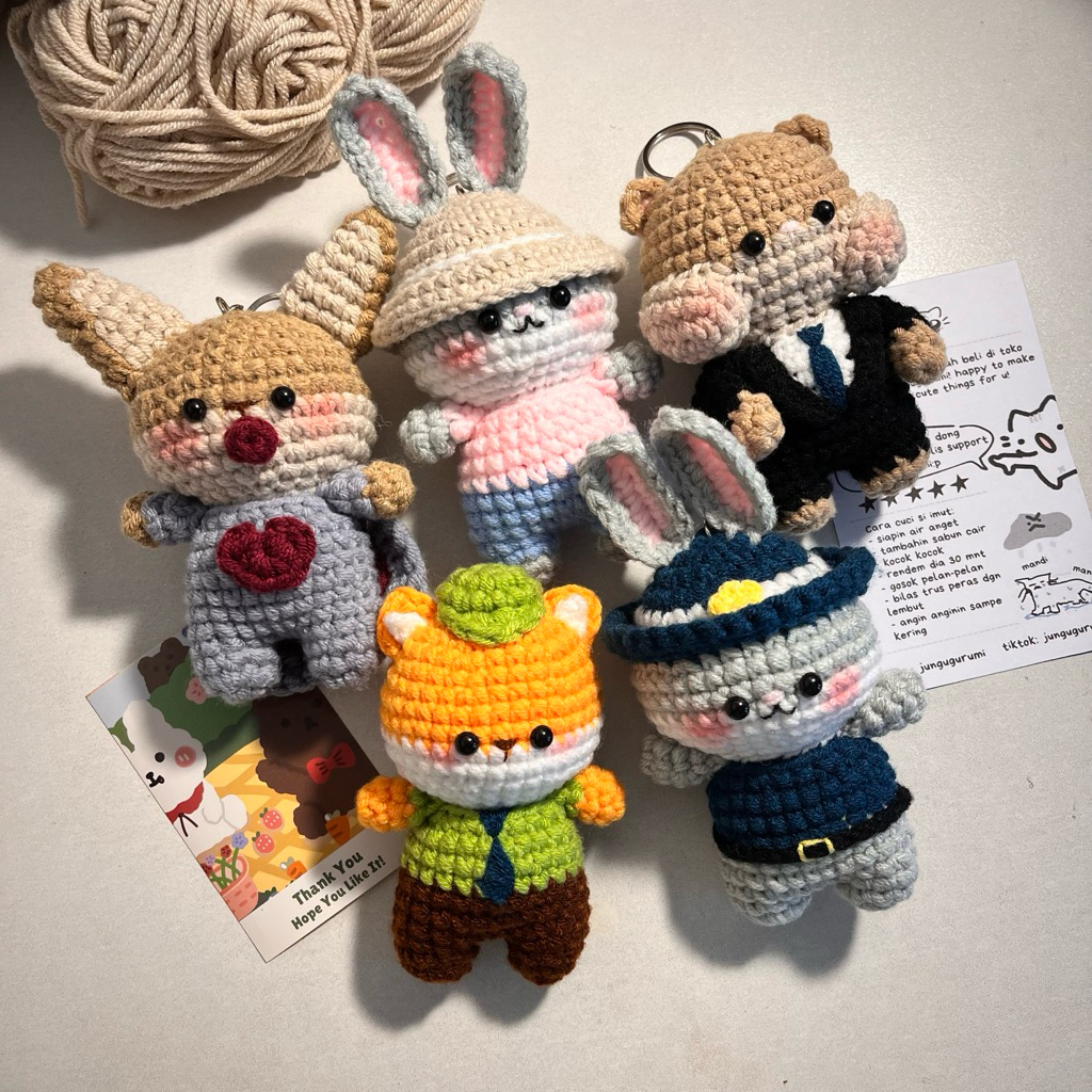 nick and judy keychain crochet zootopia keychain zootopia dusney crochet fox and bunny crochet keych