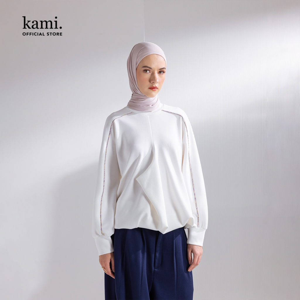 KATLA LINEAR Morra Oversized Top White Kamiidea Kamiidea Atasan