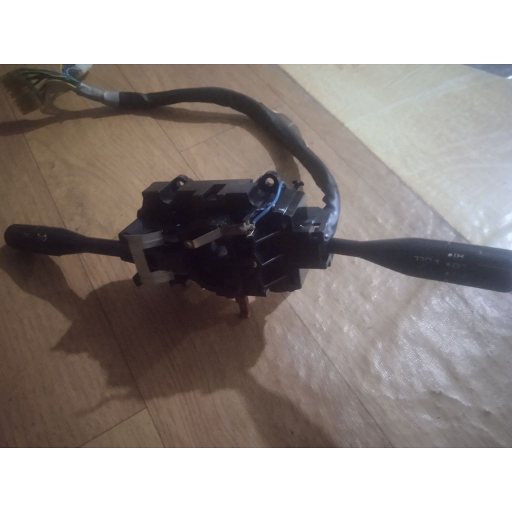 saklar lampu futura/T120ss