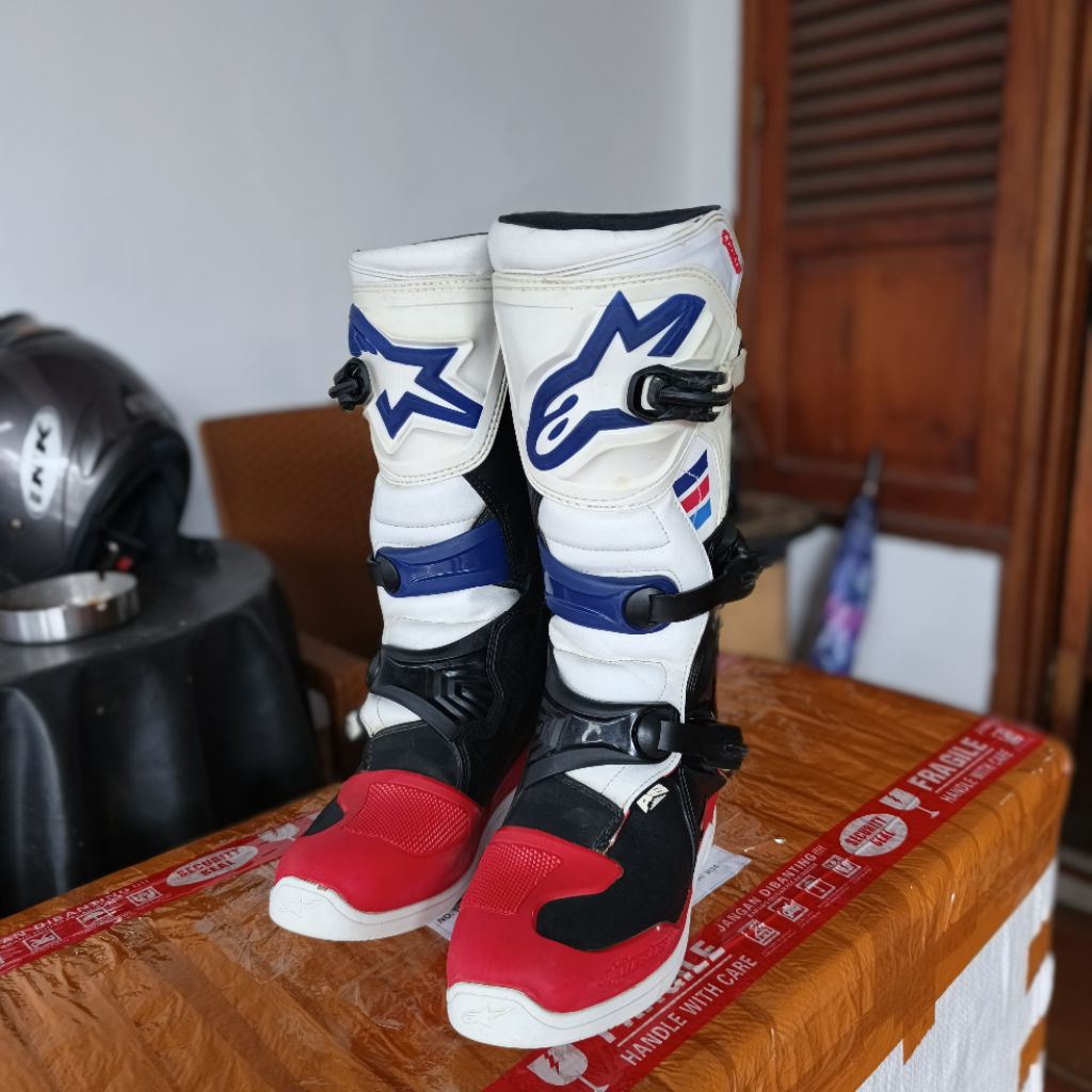 SEPATU SECOND ALPINESTARS TECH 3 UKURAN 42