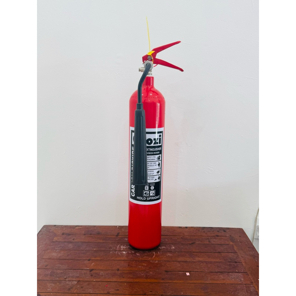 APAR 3kg CO2 FIRE EXTINGUISHER