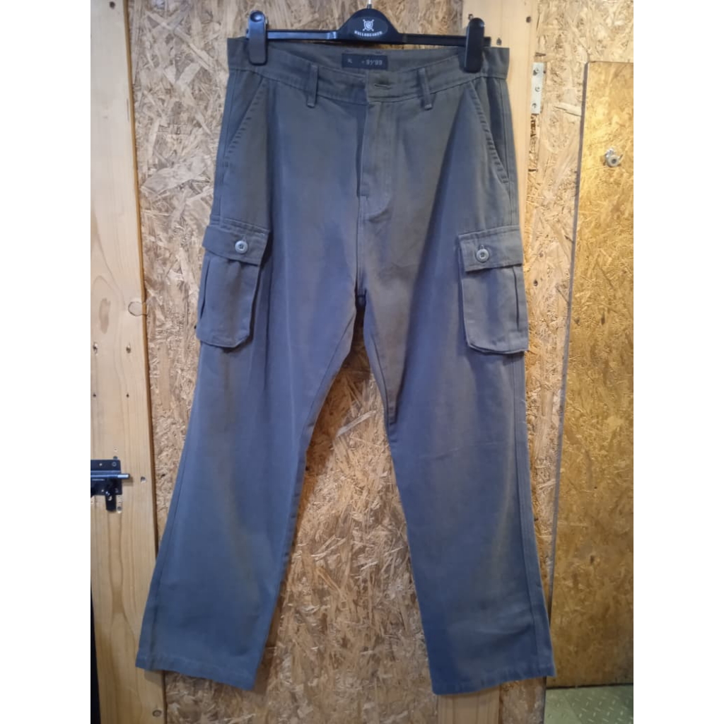 CELANA LONG OLIVE GIGG