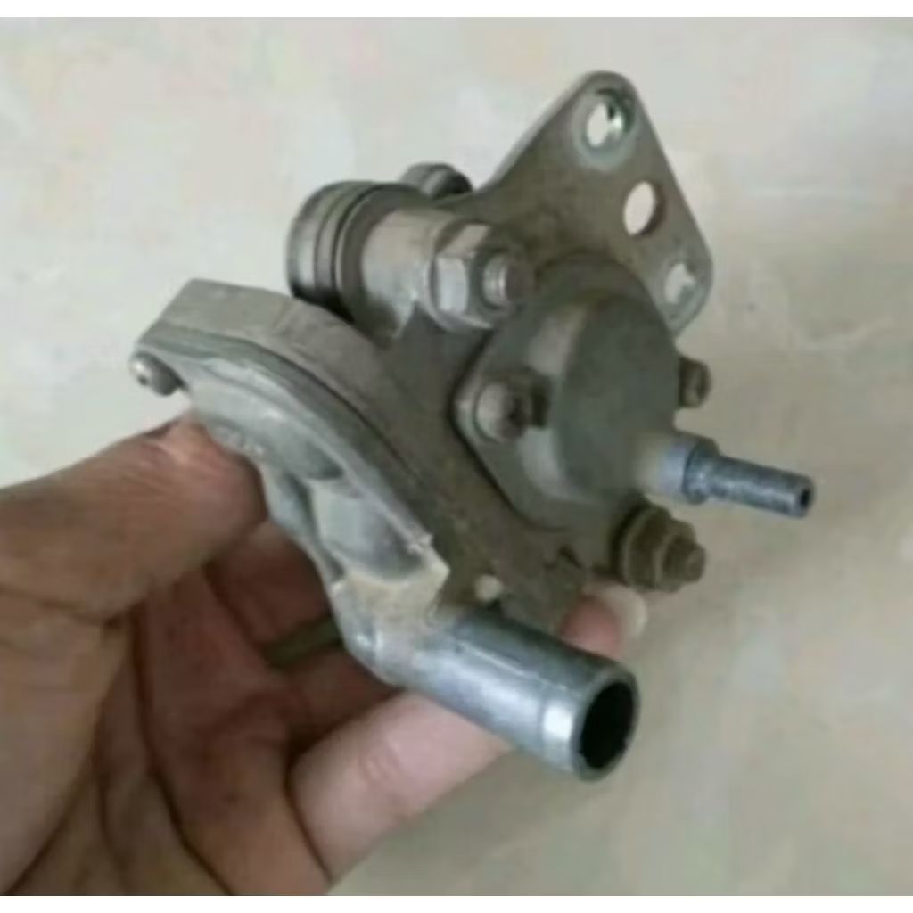 Selang ais tabung emisi beat karbu scoopy karbu