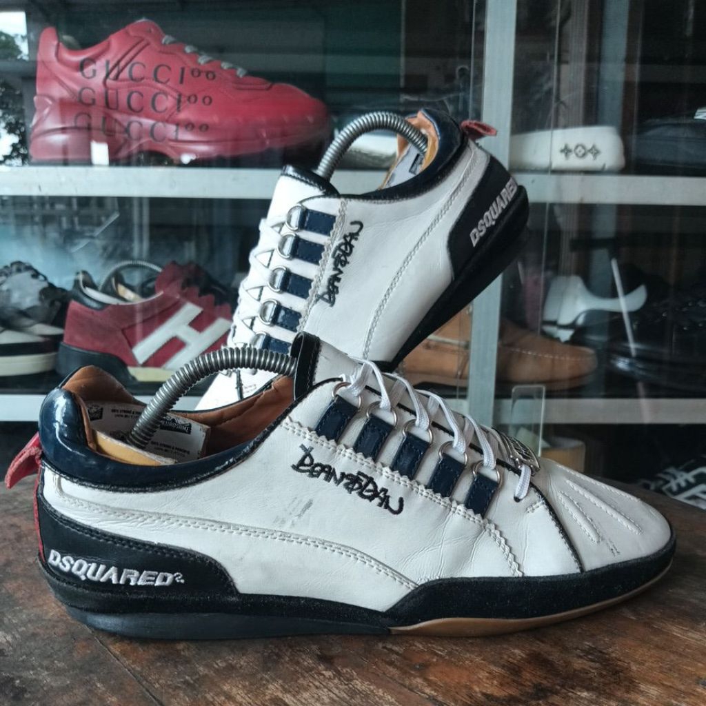 sepatu dsquared size 42 insol 270