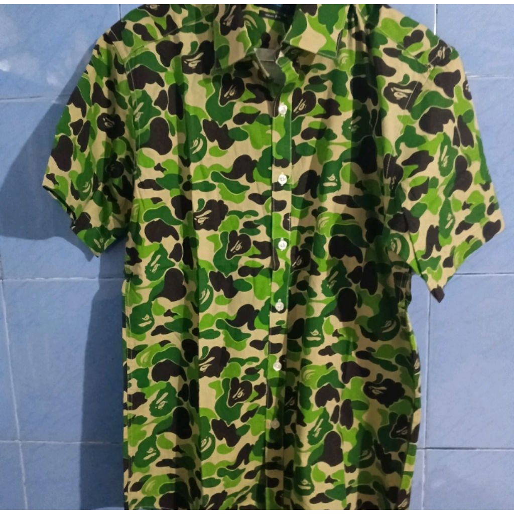 kemeja milanova x bape camouflages brand new non tag