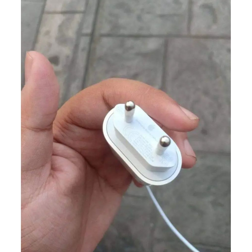CHARGER ORIGINAL IPHONE 20W