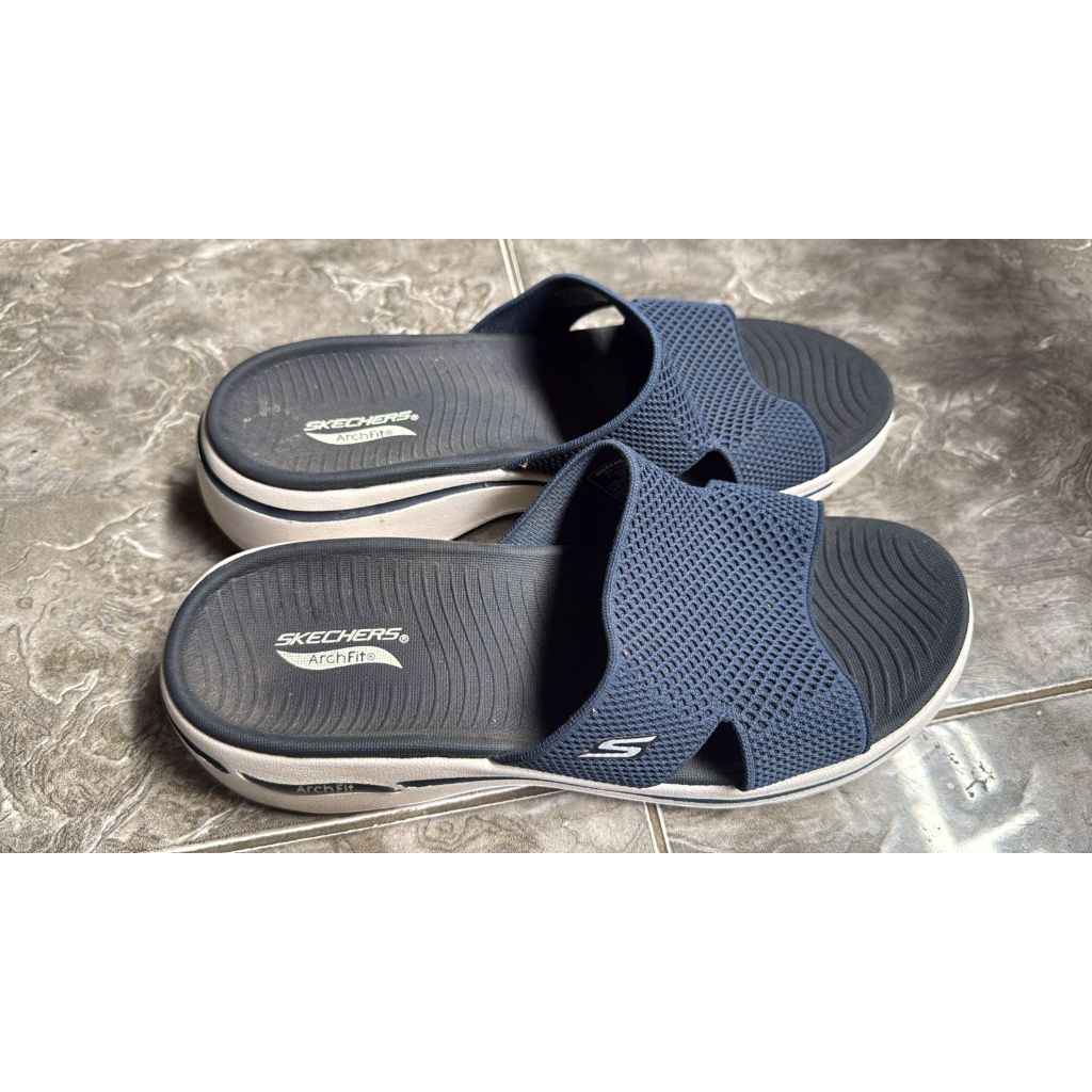 Sandal Wanita Skechers Arch Fit Navy Preloved