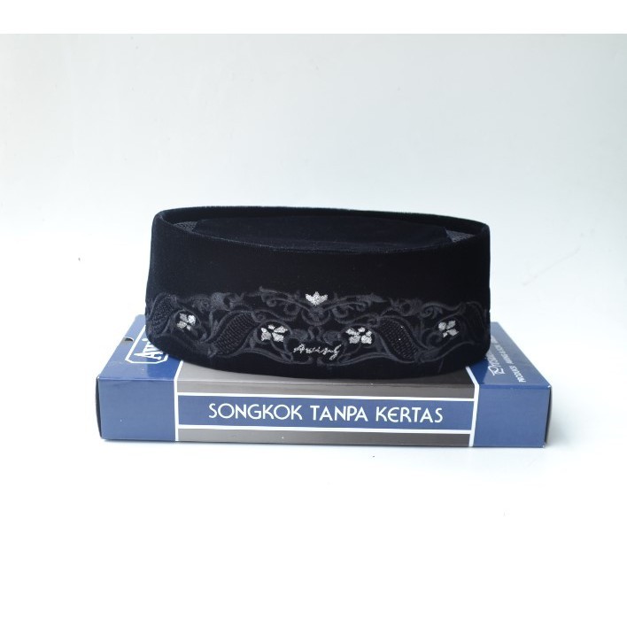 Promo Terkini/Kopiah Peci Pria Dewasa Awing Bordir Ananta Hitam Awing Songkok Original