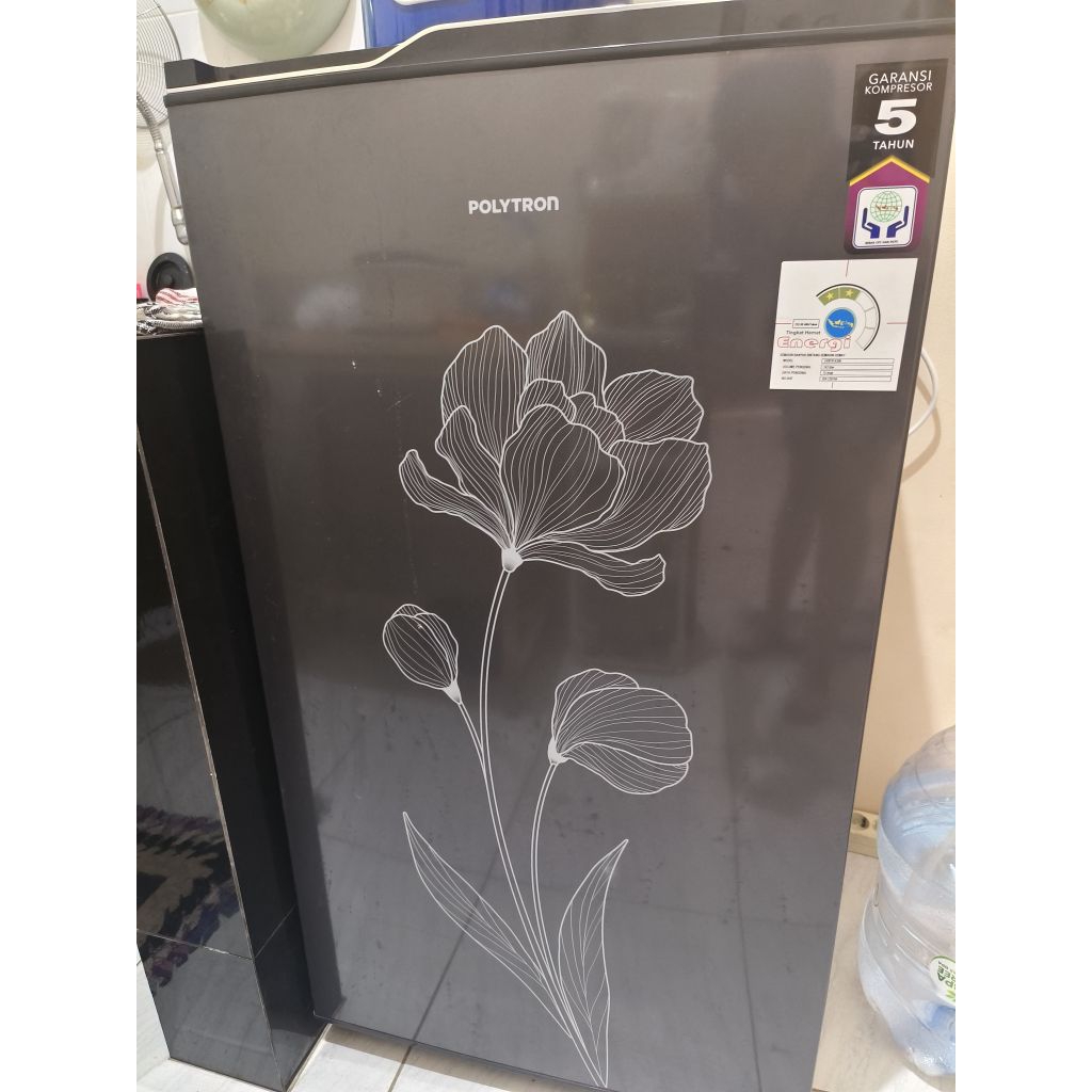 kulkas bekas polytron 1 pintu