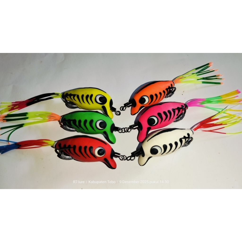 Soft minnow 4 cm r7 lure