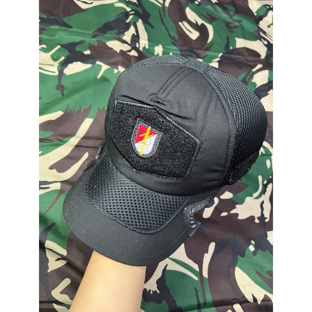 TOPI COAK HITAM RAIDER/TOPI LOGO RAIDER HITAM