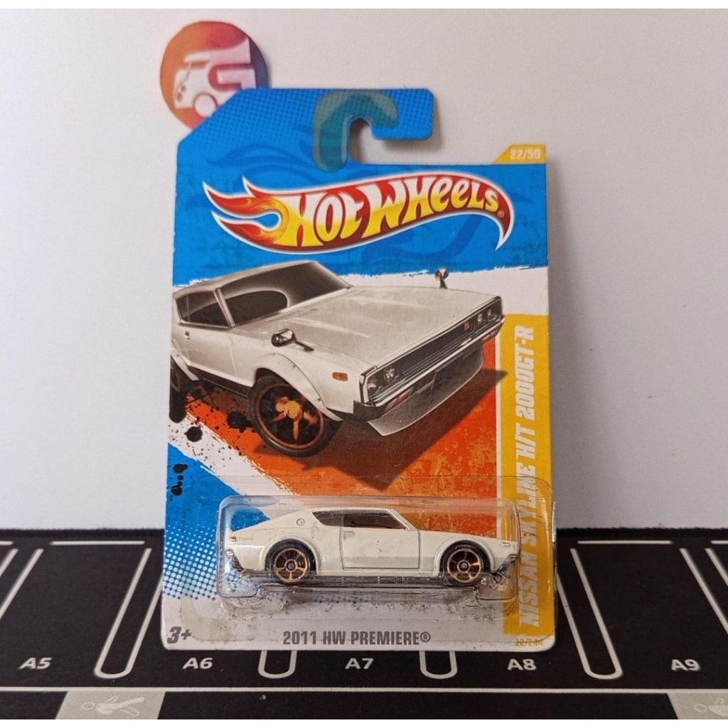 Hot Wheels First Edition Nissan Skyline H/T 2000GT-R Putih (Blister Not Mint) - Hotwheels