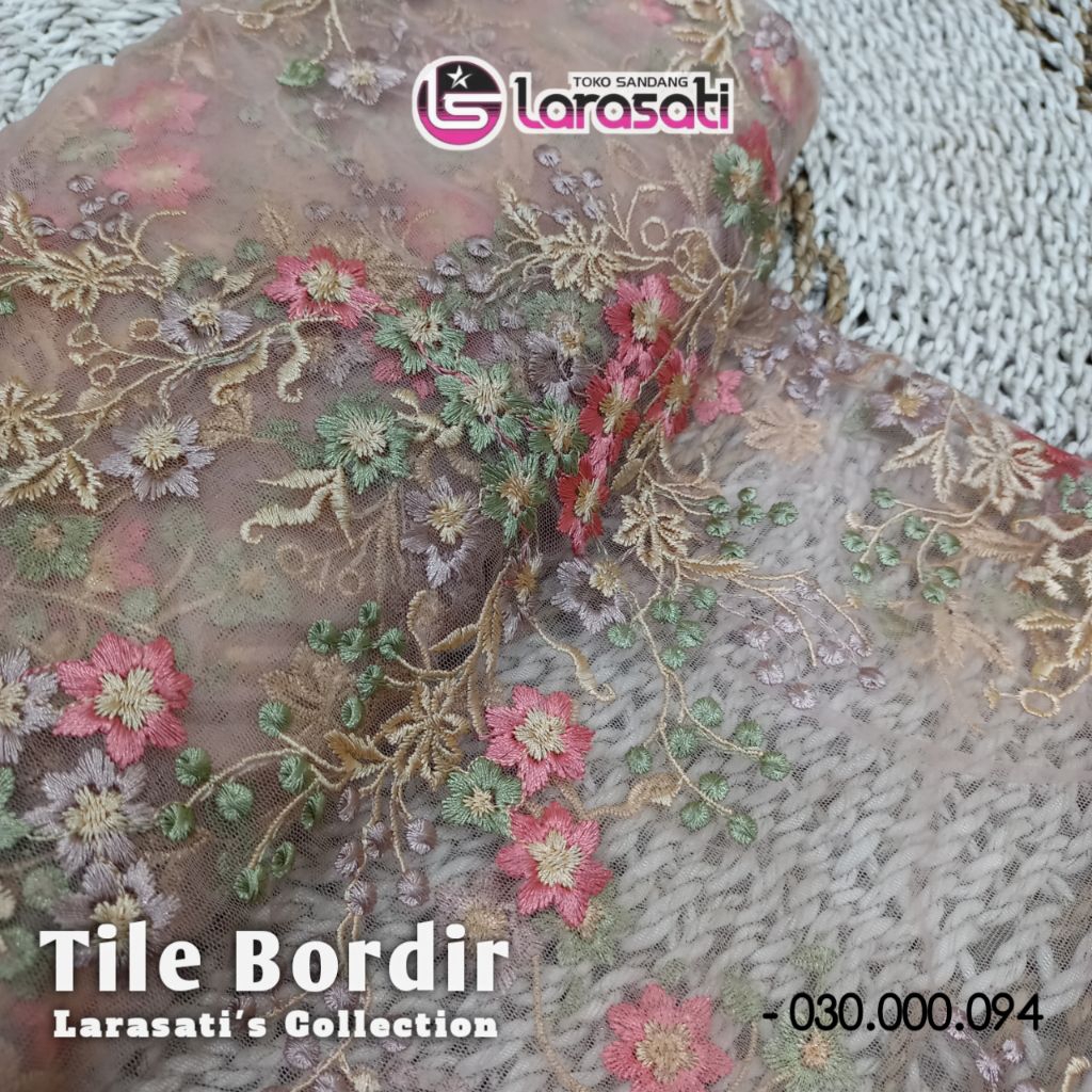 Kain Tile Bordir Motif Bunga - Tile#D3 . Harga untuk setengah meter