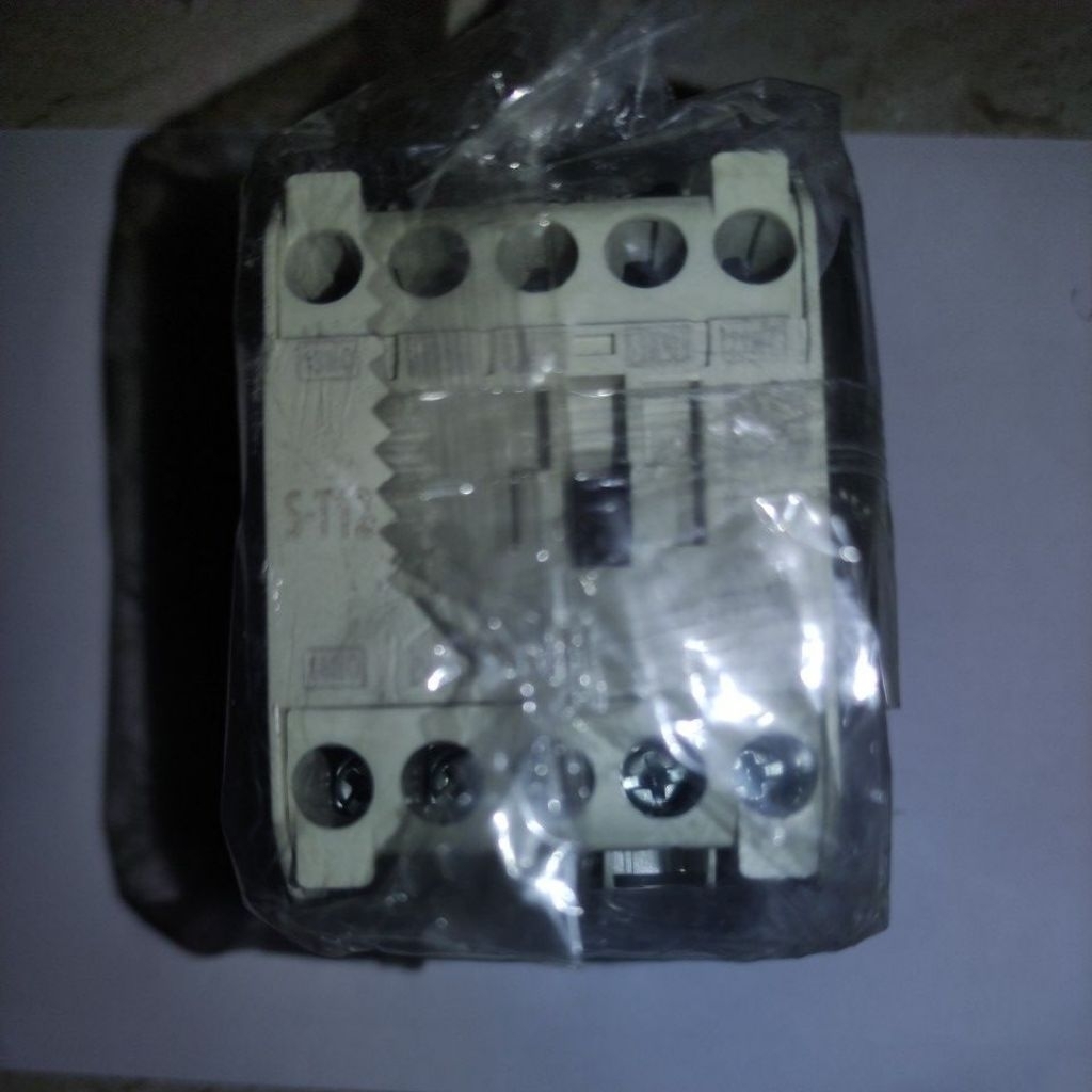Kontaktor Mitsubishi ST 12
