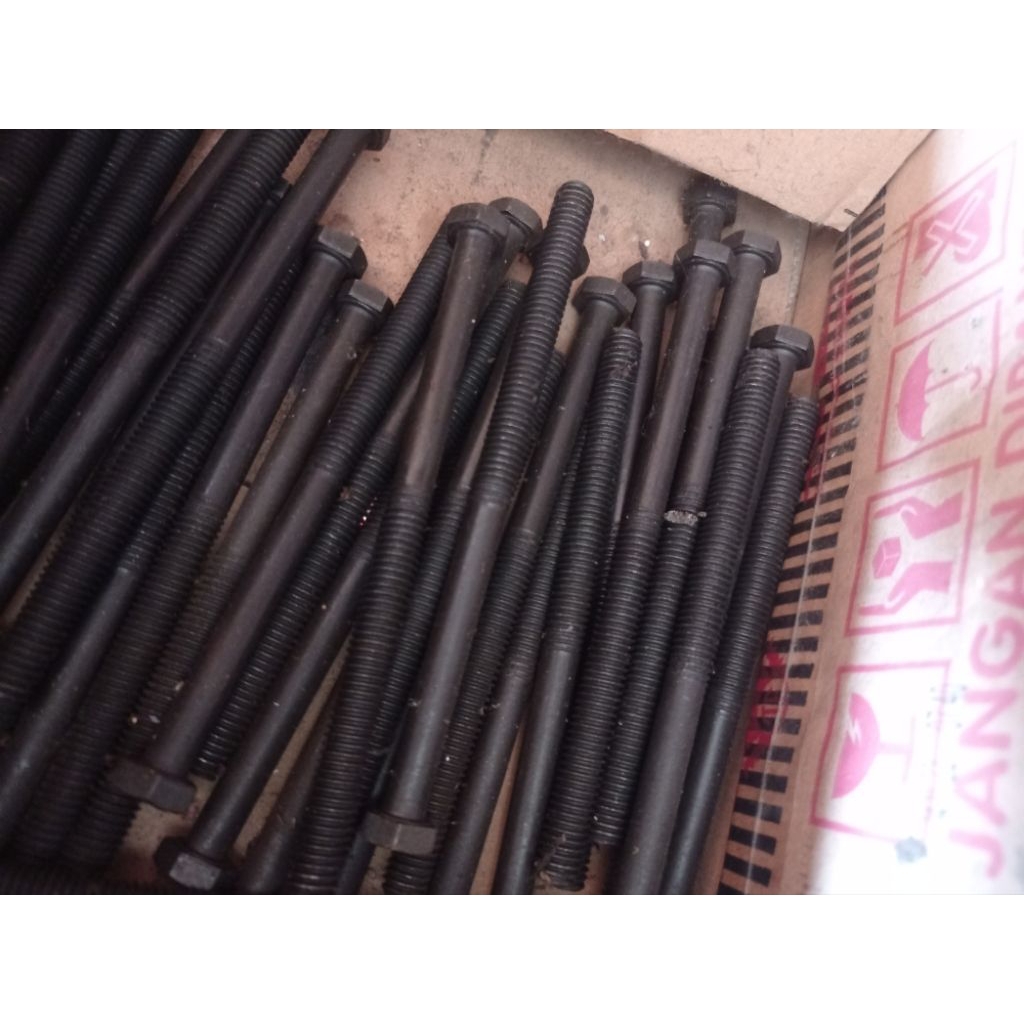 (10pcs) baut hitam 3/8. kunci 14. panjang 15cm. drat kasar....