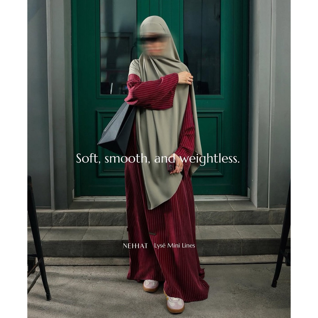 Nehhat modest. Lyse Mini Lines Merlot size S