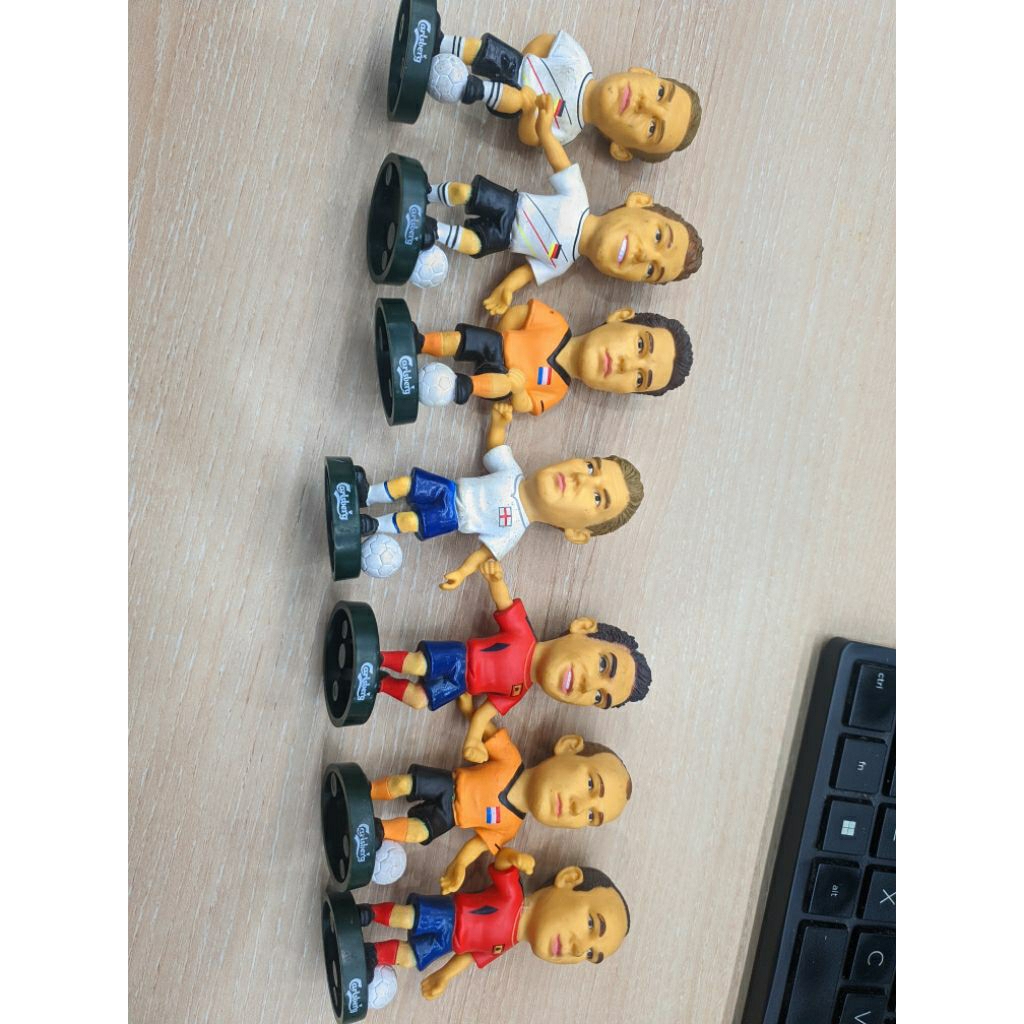 figur pemain bola (TakeAll) Carlbert