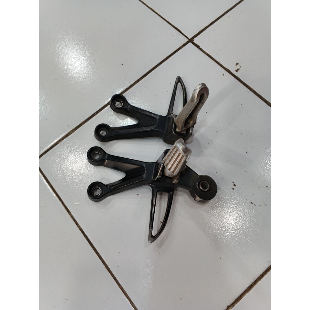 Step belakang satria Fu karbu,original copotan