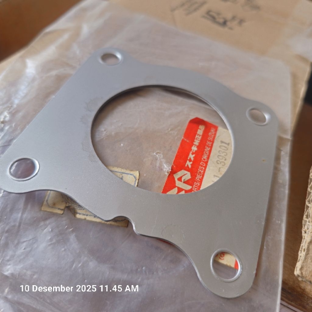 Pak cylinder head suzuki TRS. 11141-39301