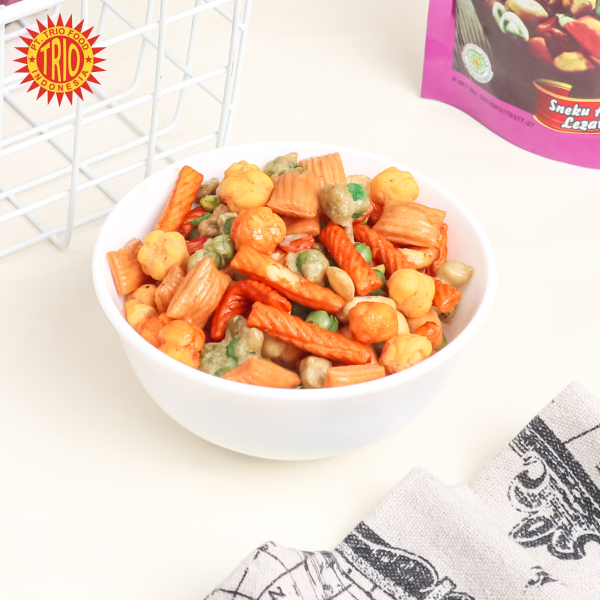 Oji-Oji Mixed Snack Kemasan Toples Ukuran 1300ml