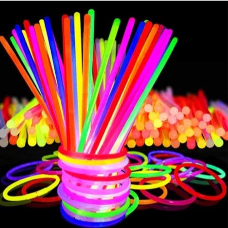 MAINAN GLOW STICK 50PCS (G50) & 100PCS (G100) - GLOW IN THE DARK - STICK NYALA BISA DIBENTUK - GELAN