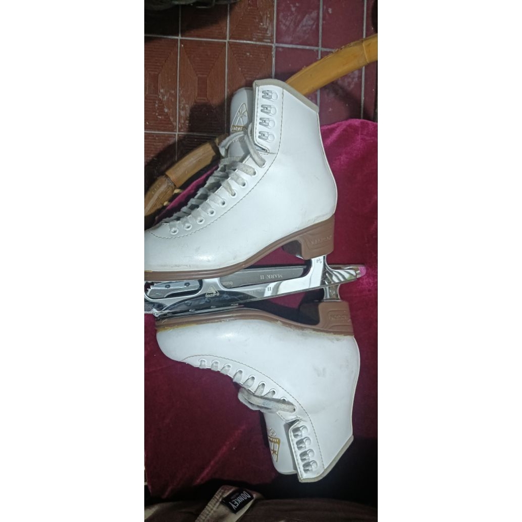 sepatu ice skating jackson excel 5C